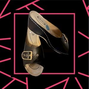 Peep toe mule wedge sandal